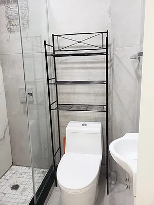 Rented by Green Leaf Management, LLC | media 13