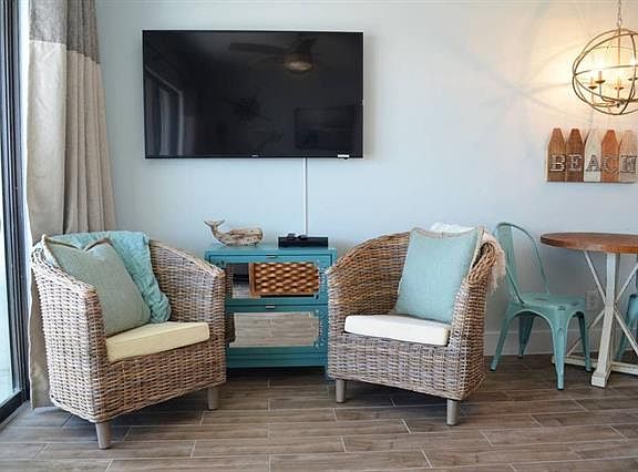 2nd image of 6102 Seawall Blvd #302B