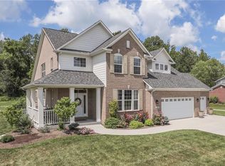 2940 Southampton Dr, Martinsville, IN 46151