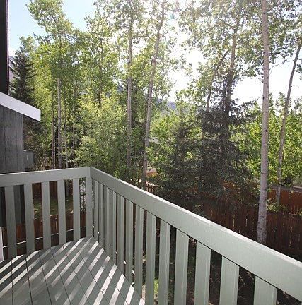 4th image of 8926 Meadow Park Cir