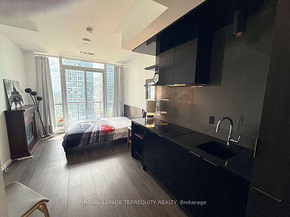 2nd image of 70 Temperance St #2704
