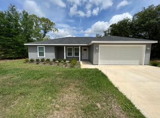 103 Malauka Trl, Ocklawaha, FL 32179