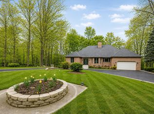 718 N Old Suman Rd, Valparaiso, IN 46383