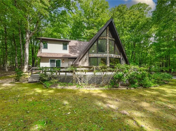 7600 Oak Valley Ln, Browns Summit, NC 27214