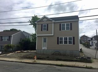 414 Bay St, Fall River, MA 02724