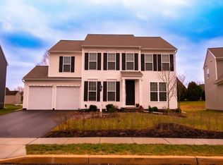 45 Edris Ln, Mechanicsburg, PA 17050