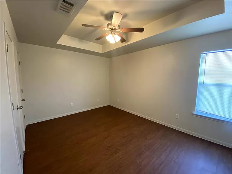 601 Bermuda #B — Photo 16