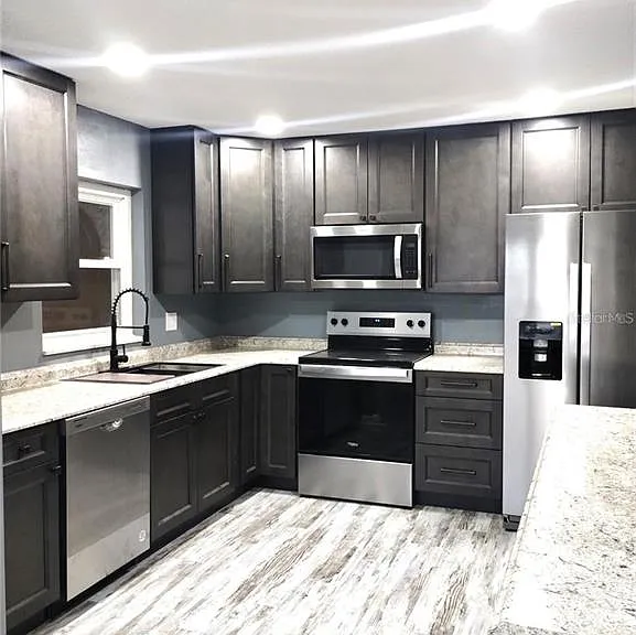 123 Tremont Dr — Photo 4