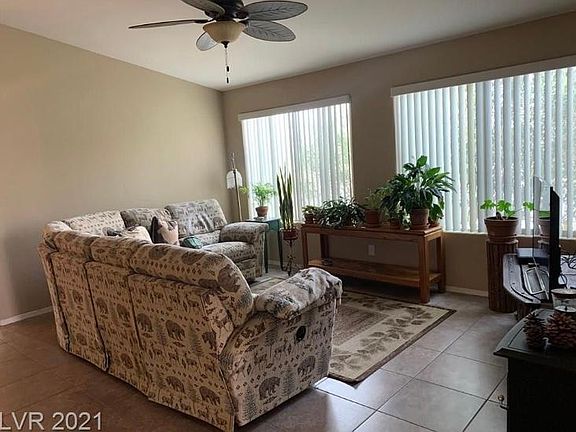 2nd image of 5921 Sammarra St