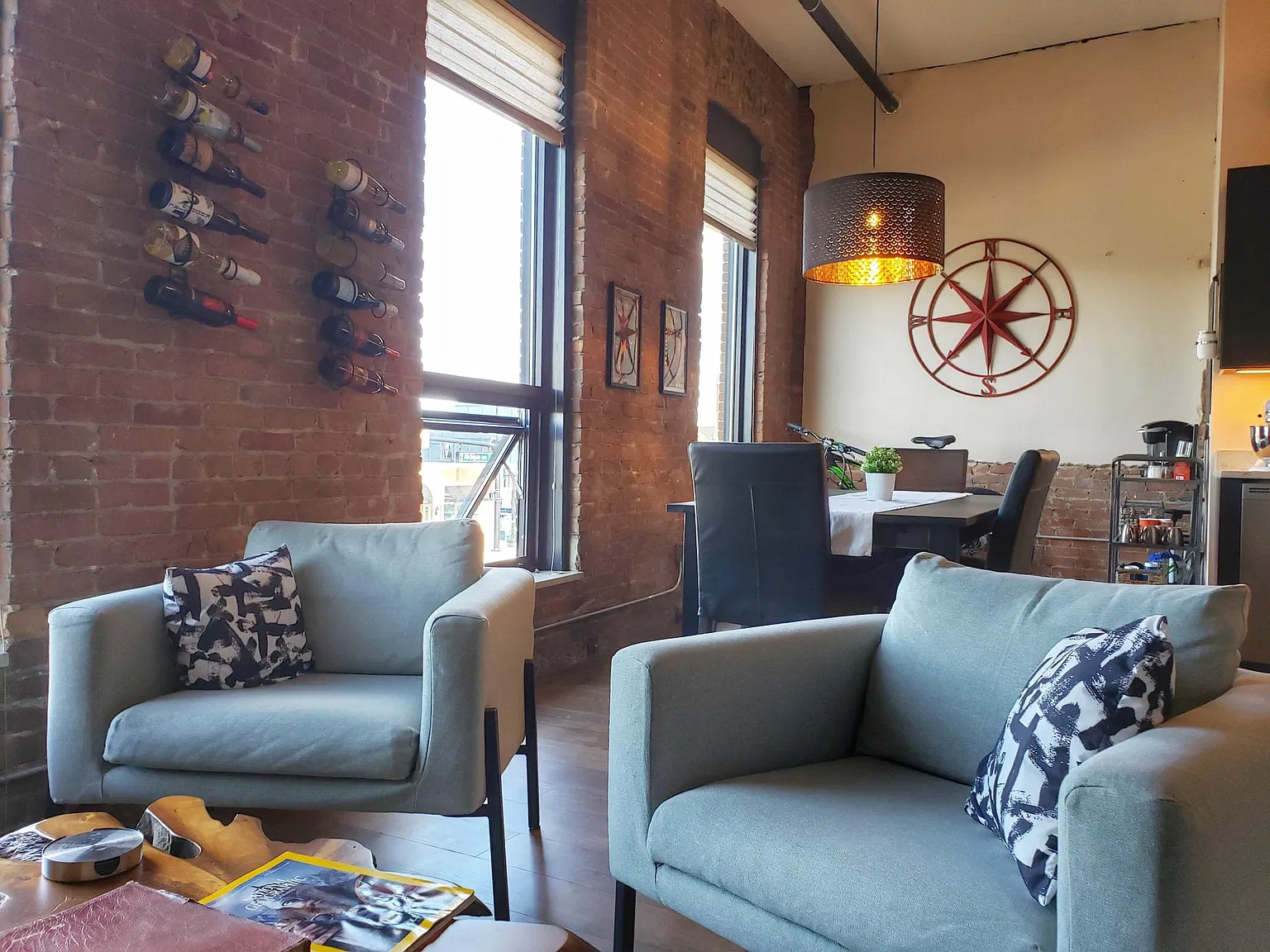 1 bed, 960 sqft, $1,950 — Photo 2