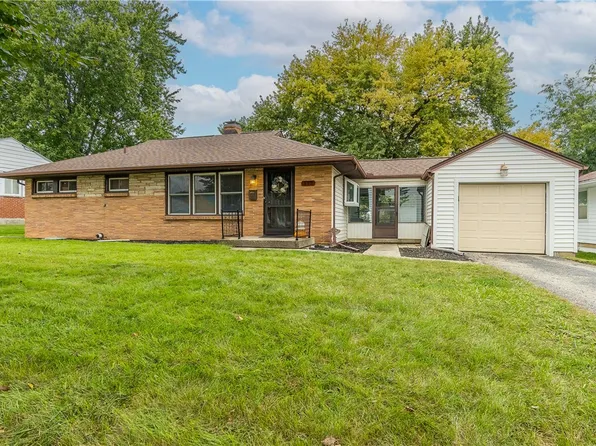 113 N Tippecanoe Dr, Tipp City, OH 45371