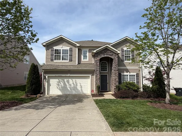10307 Dominion Village Dr, Charlotte, NC 28269