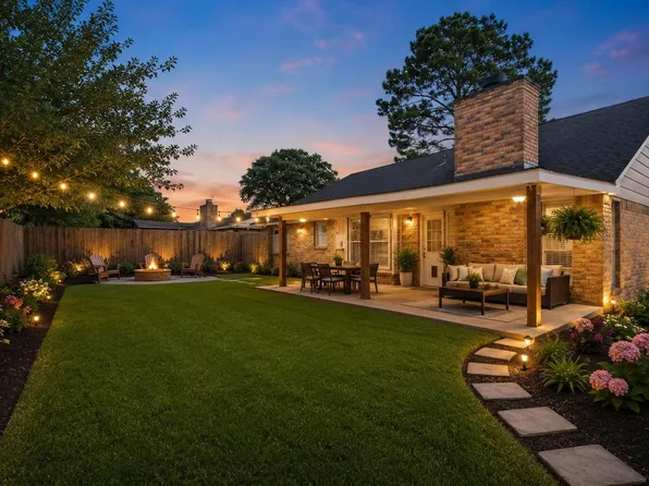 16826 Cobble Ridge Dr, Sugar Land, TX 77498