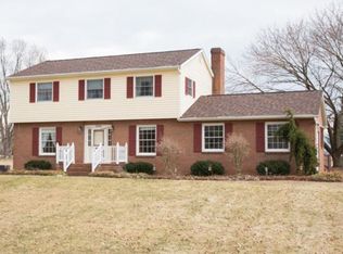 8898 Pats Ln, Mcgaheysville, VA 22840