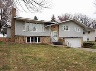 940 Longview Dr SE, Saint Cloud, MN 56304