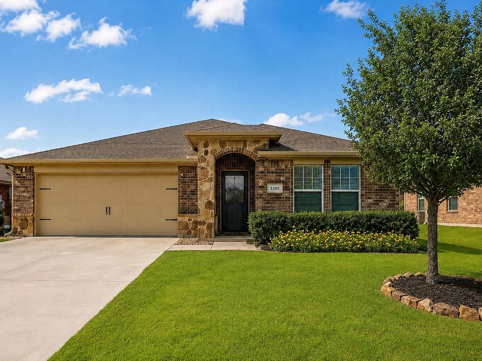 1st image of 910 Community Way