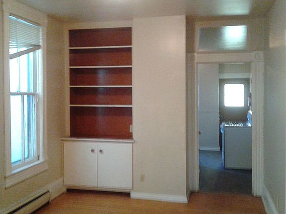 3rd image of 703 Bedford St