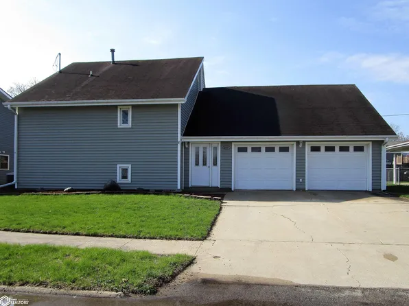 2513 Sunset Dr, Iowa Falls, IA 50126