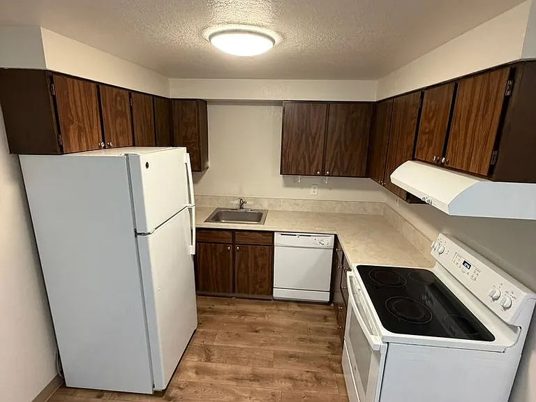 3998 Linn Ave SE — Photo 3