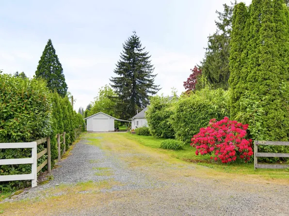 3741 224th St, Langley, BC V2Z 2G7