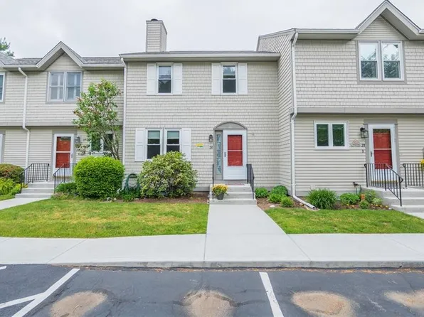 26 Noel Ct, South Kingstown, RI 02879