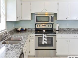 8008 Craigmont Rd SW, Huntsville, AL 35802