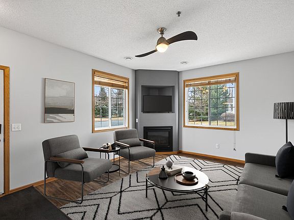 5th image of 412 Frederick Cir