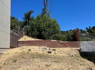 2053 Stagecoach Rd, Santa Rosa, CA 95404