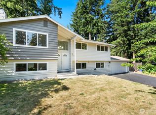 6046 NE 204th Street, Kenmore, WA 98028