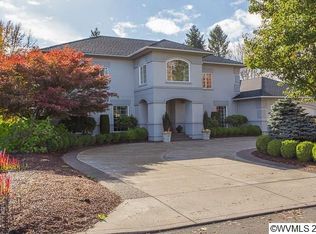 124 NW Country Club Ln, Albany, OR 97321