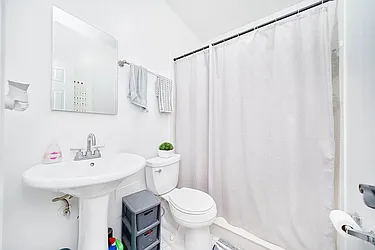 Rented by Living New York