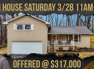 862 White Farm Rd, Indiana, PA 15701