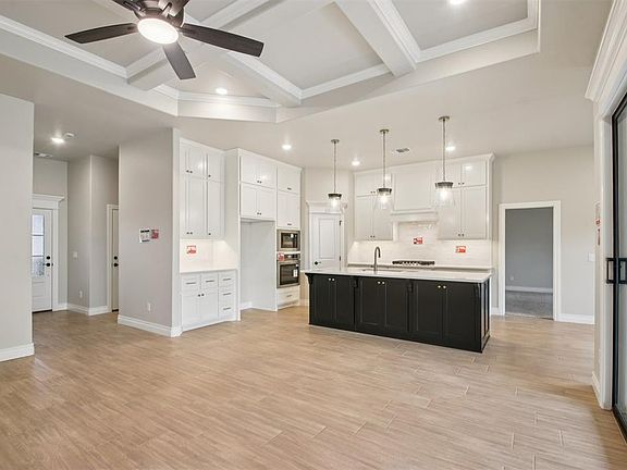 7th image of this home
