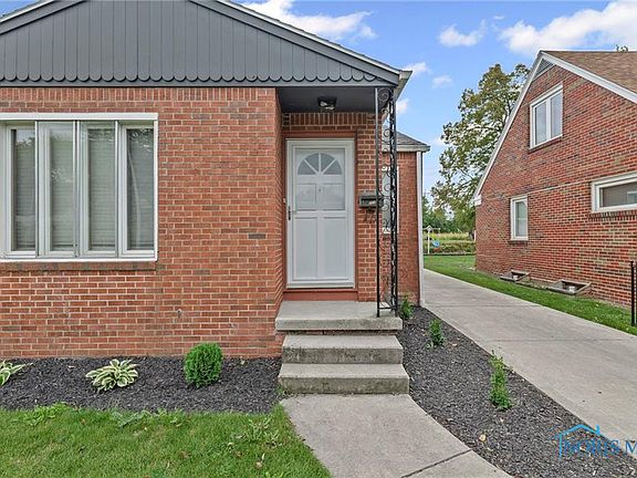 3rd image of 223 Northdale Dr