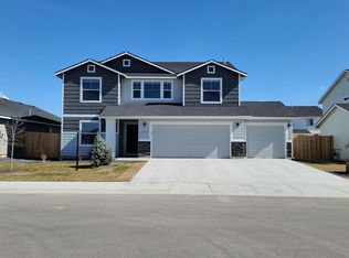 17588 Aqua Springs Ave, Nampa, ID 83687