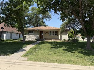 421 N Broadway Ave, Beloit, KS 67420
