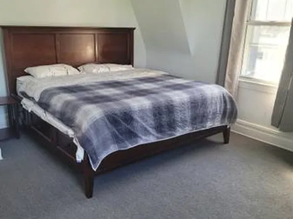 (undisclosed Address), New Rochelle, NY 10805