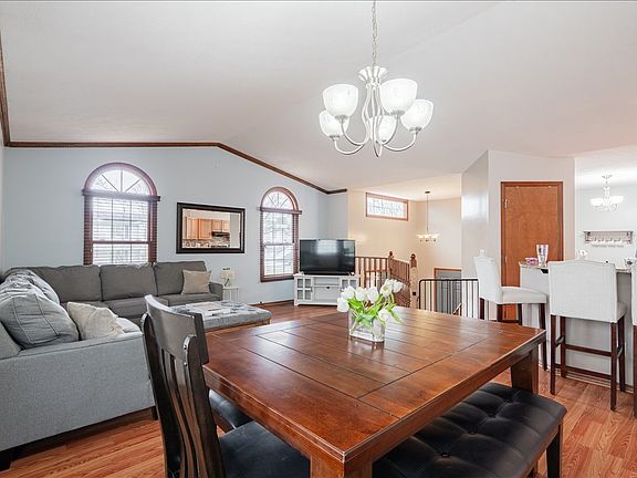 5th image of 1509 Beckenham Dr