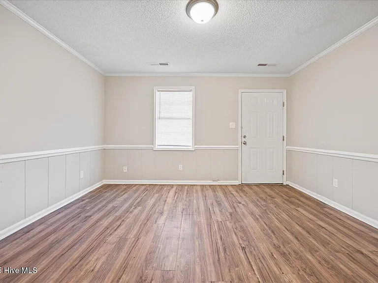 1601 Betz St — Photo 3
