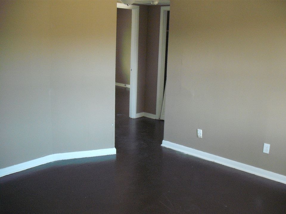Building Photo 3