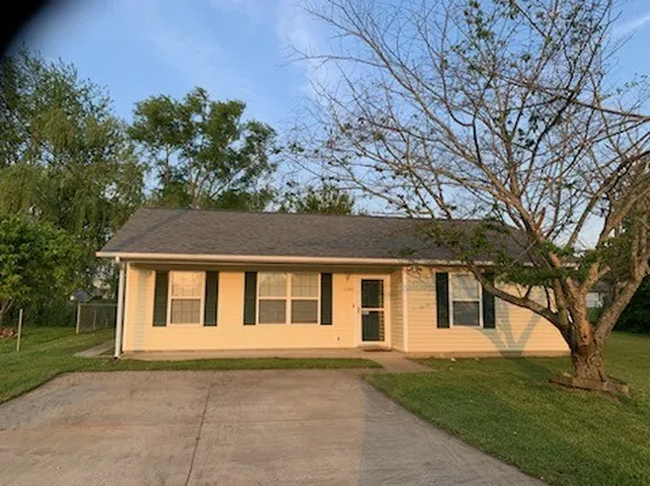 1140 Timothy Ave, Oak Grove, KY 42262