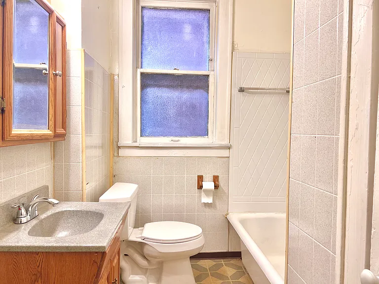5362 N Kingshighway Blvd #A — Photo 12