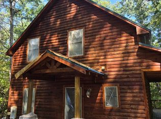 63 Collinsbrook Trl, Cleveland, GA 30528