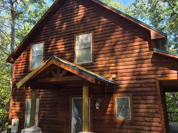 63 Collinsbrook Trl, Cleveland, GA 30528