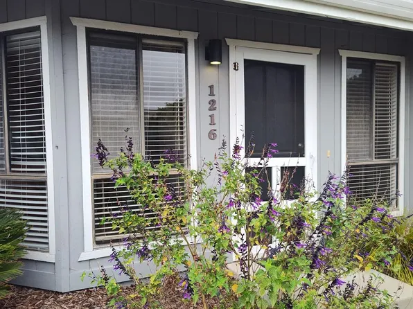 1216 Baden Ave, Grover Beach, CA 93433