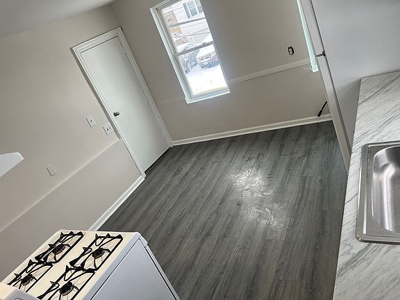4th image of 24 Whittier Ave Floor 2