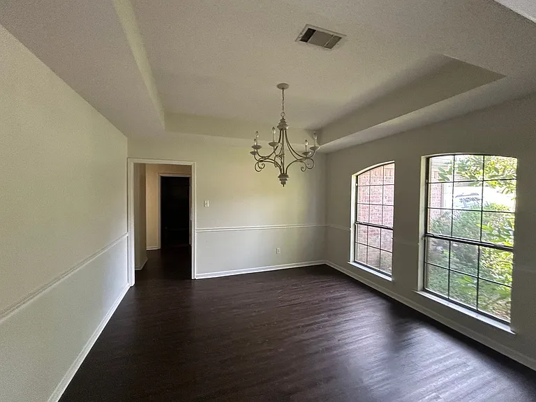 4073 Willow Glen Cir — Photo 3