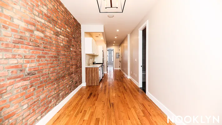 Rented by Nooklyn NYC LLC | media 22