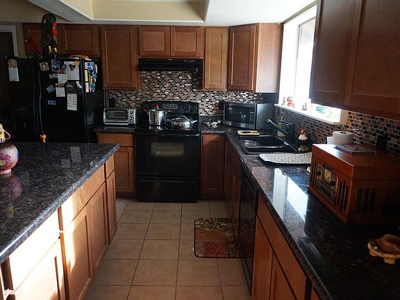 5th image of 1220 S Merino Street