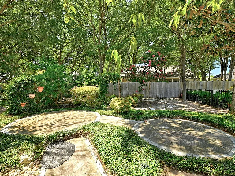 125 Melissa Ct — Photo 27